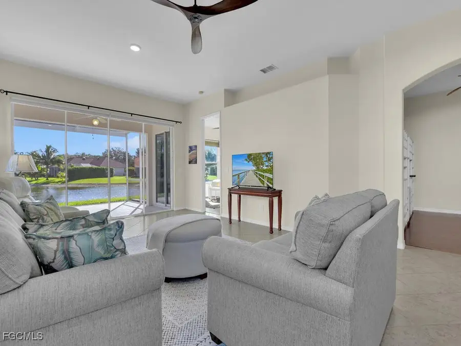 12792 Devonshire Lakes Circle, Fort Myers, FL 33913 - Image #3