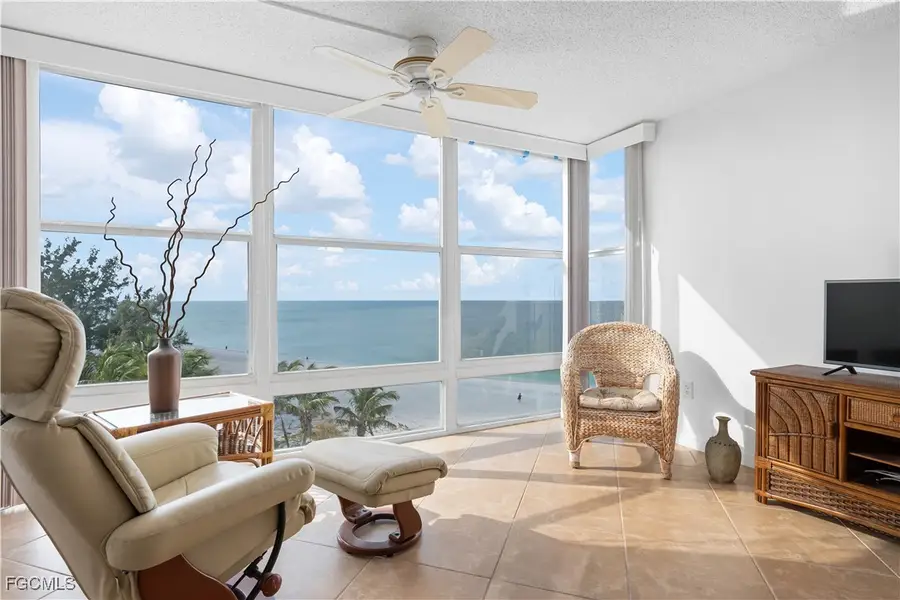 5200 Gulf Drive #604, Holmes Beach, FL 34217 - Image #3