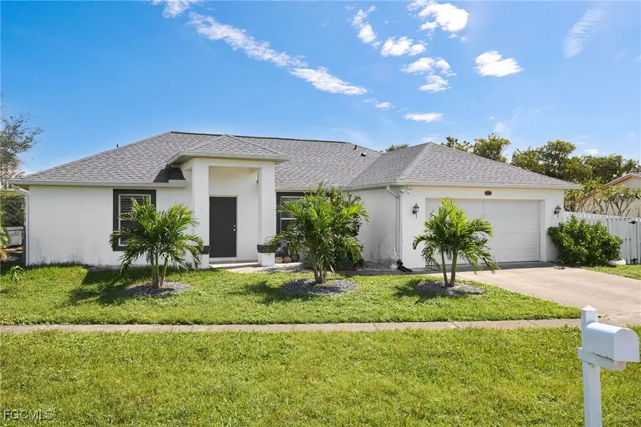1082 Ridgeway Drive, North Fort Myers, FL 33903 - Image #2