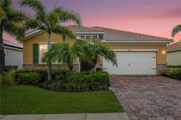 2899 Sunset Pointe Circle, Cape Coral, FL 33914