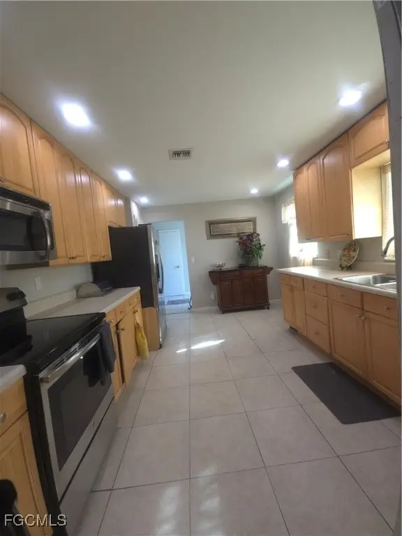 629 NE 15th Court, Cape Coral, FL 33909 - Image #3