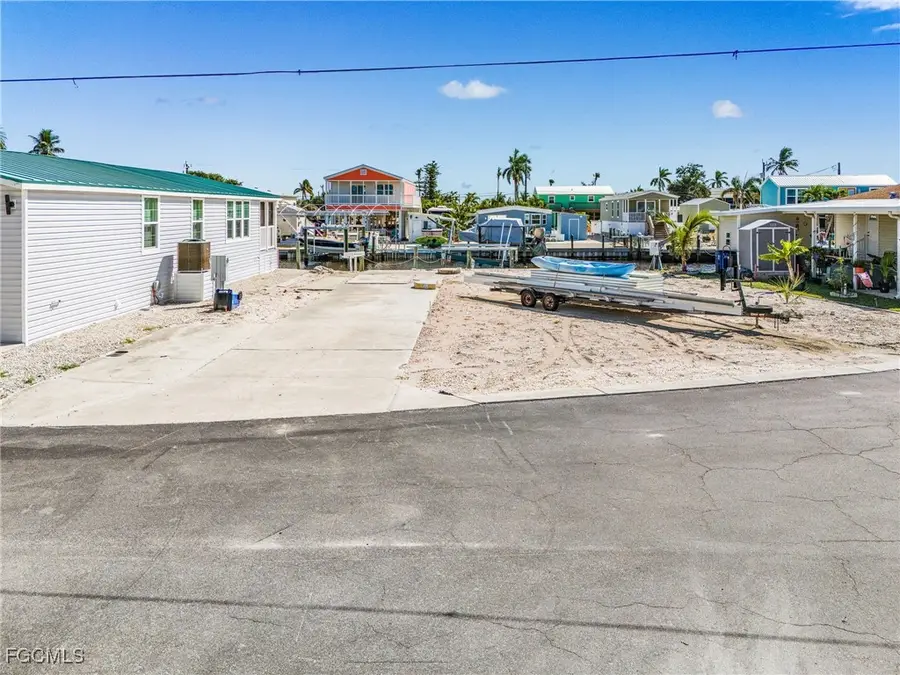 2910 Binnacle Lane, Saint James City, FL 33956 - Image #2