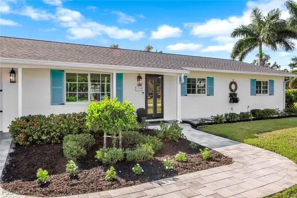 1086 N Town And River Drive, Fort Myers, FL 33919