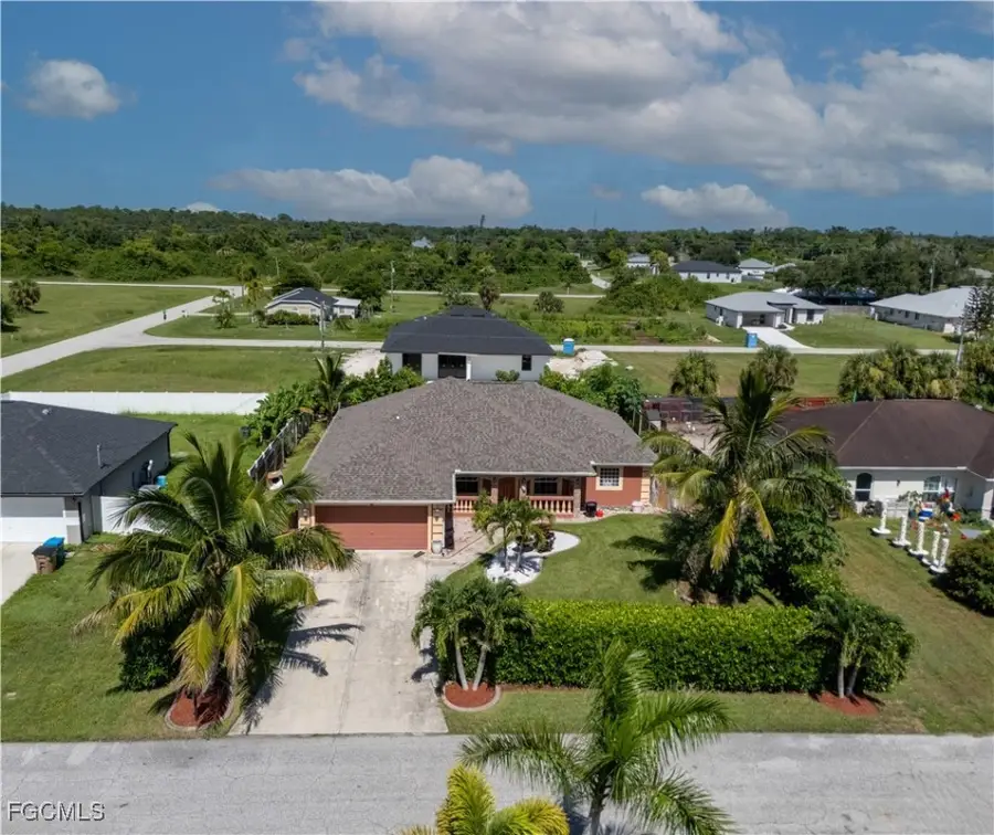 2619 NE 21st Court, Cape Coral, FL 33909 - Image #2