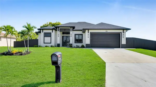 1215 NE 12th Place, Cape Coral, FL 33909