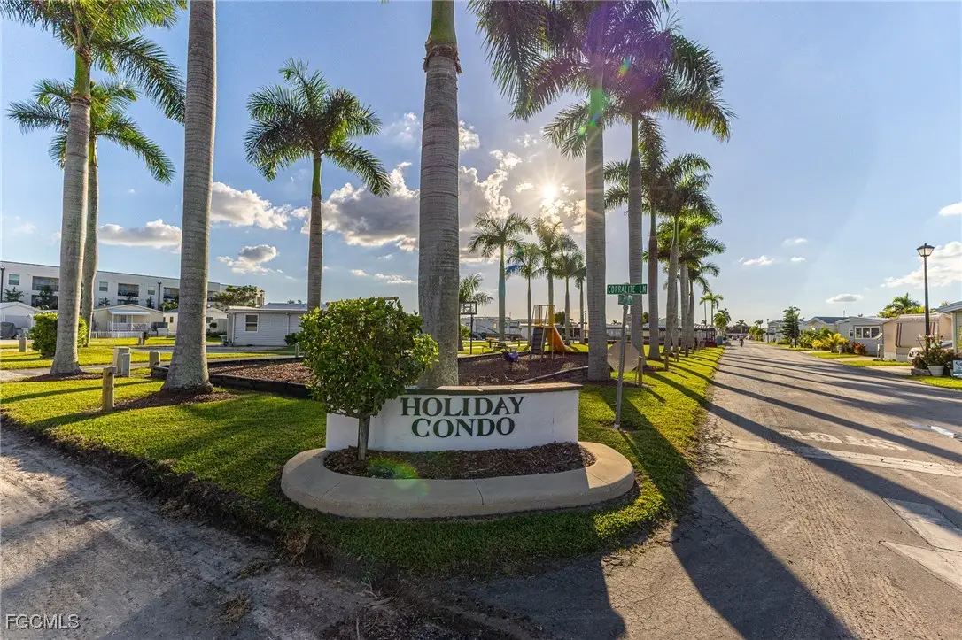 11611 Oakdale Drive #458, Fort Myers, FL 33908 - Image #1