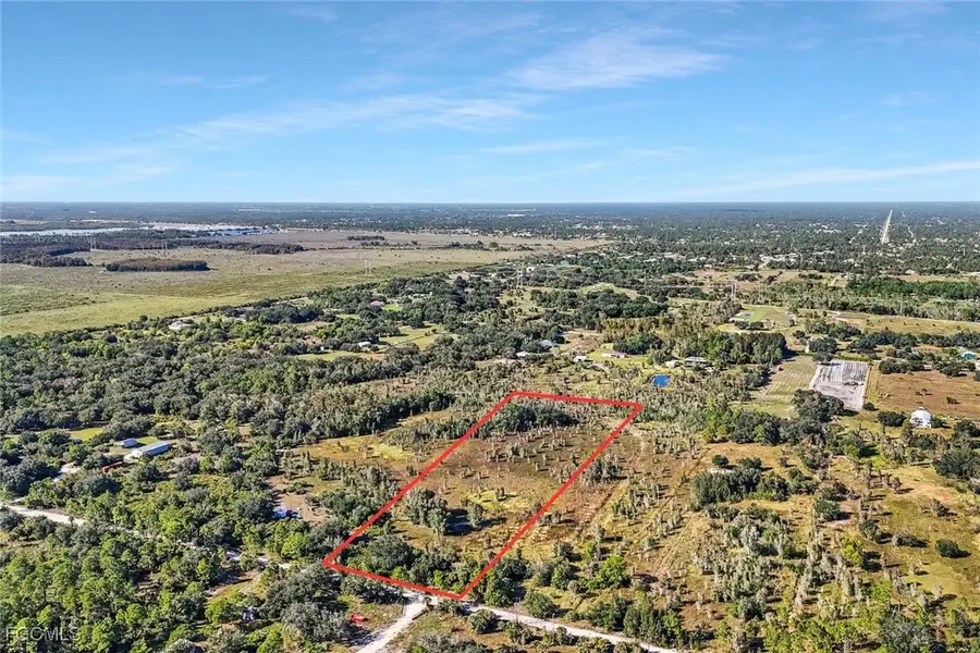 23345 Tinas Lane, Fort Myers, FL 33913 - Image #2