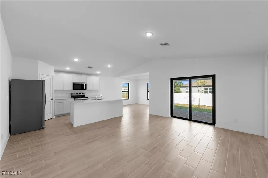 8043 Windswept Circle, Labelle, FL 33935 - Image #2