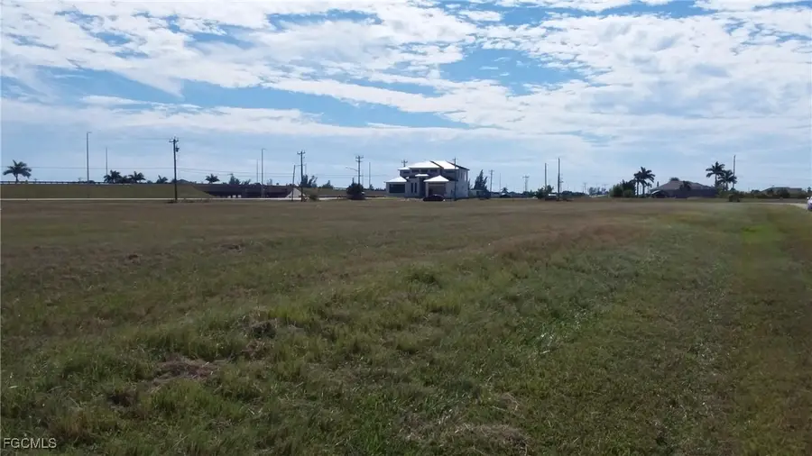 1505-1513 NW 32nd Place, Cape Coral, FL 33993 - Image #3