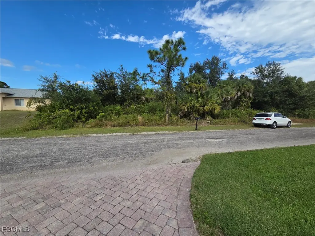 1215 Hillburn Street E, Lehigh Acres, FL 33974 - Image #1
