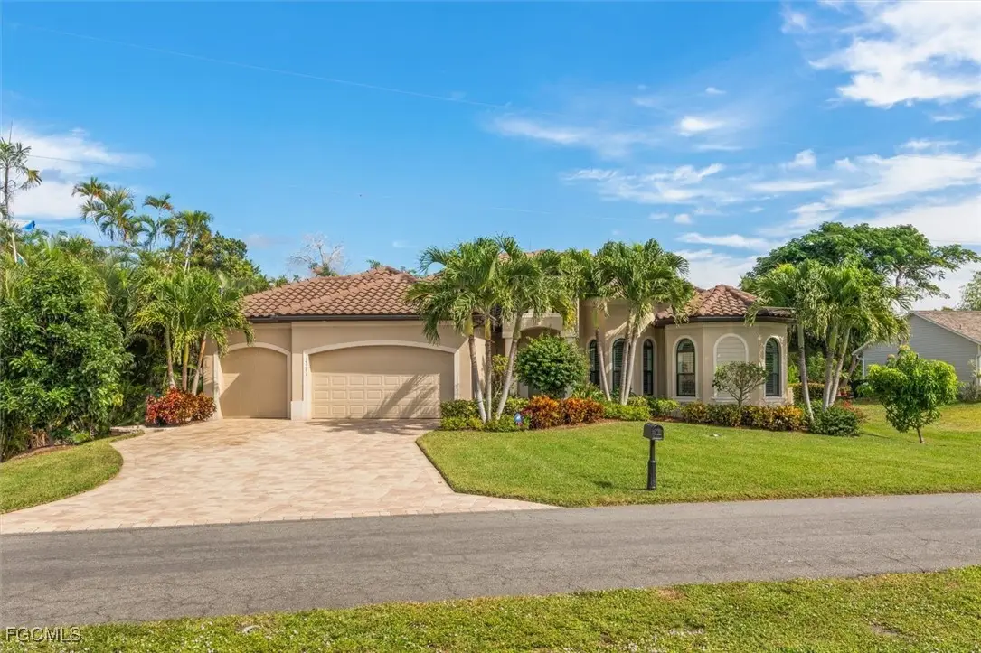 15271 Tahitian Drive, Fort Myers, FL 33908 - Image #1
