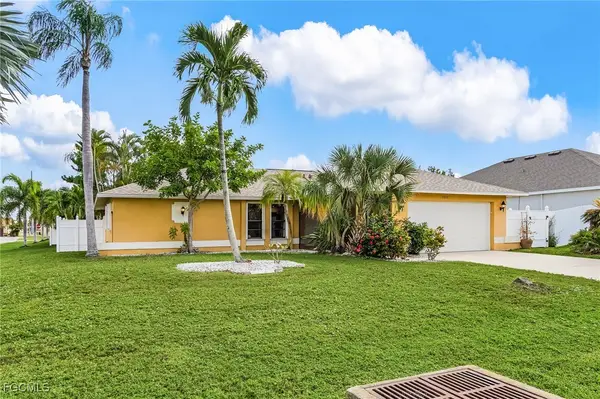 1803 SE 15th Avenue, Cape Coral, FL 33990