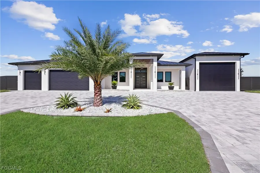 1118 Del Prado Boulevard N, Cape Coral, FL 33909 - Image #3