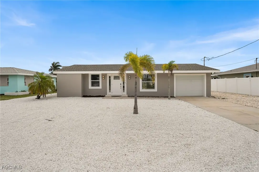 250 Donora Boulevard, Fort Myers Beach, FL 33931 - Image #1