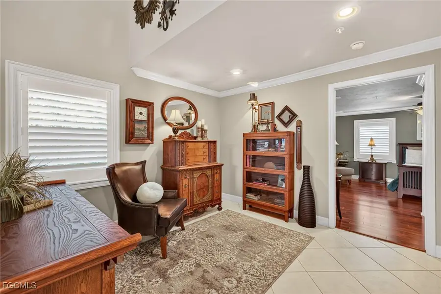 821 James Street, Fort Myers, FL 33916 - Image #3