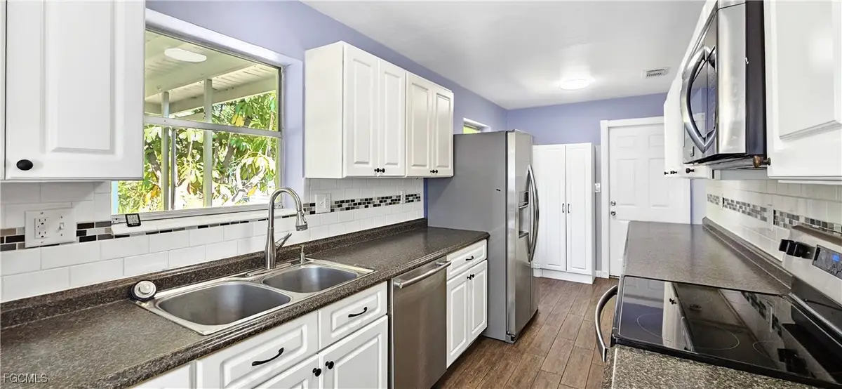 13 Broadway Circle, Fort Myers, FL 33901 - Image #1