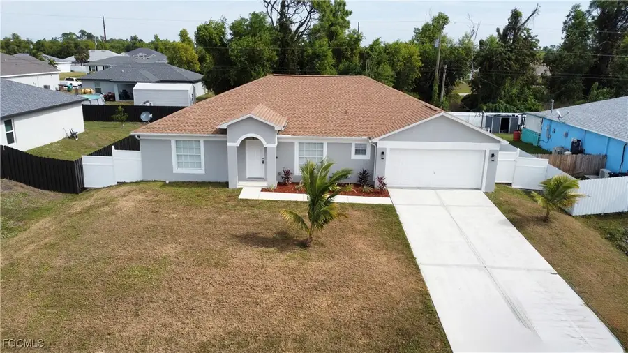 3025 NE 6th Place, Cape Coral, FL 33909 - Image #3
