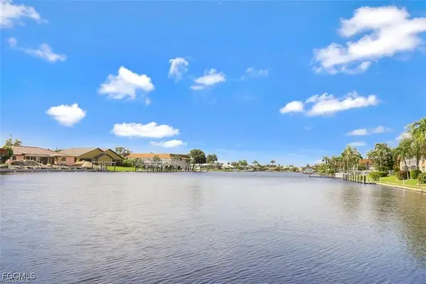 1835 Beach Parkway #303, Cape Coral, FL 33904