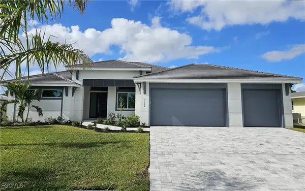 3102 SE 18th Place, Cape Coral, FL 33904