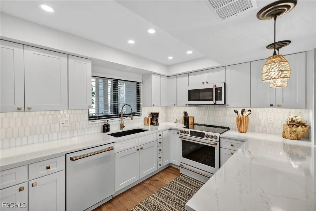 4120 Steamboat Bend E #203, Fort Myers, FL 33919 - Image #1