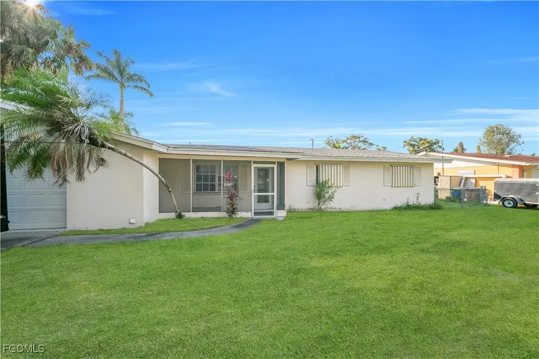 614 Carolina Avenue, Fort Myers, FL 33905 - Image #1