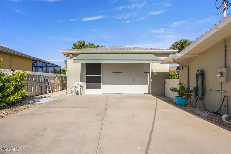 5128 York Court, Cape Coral, FL 33904 - Image #3