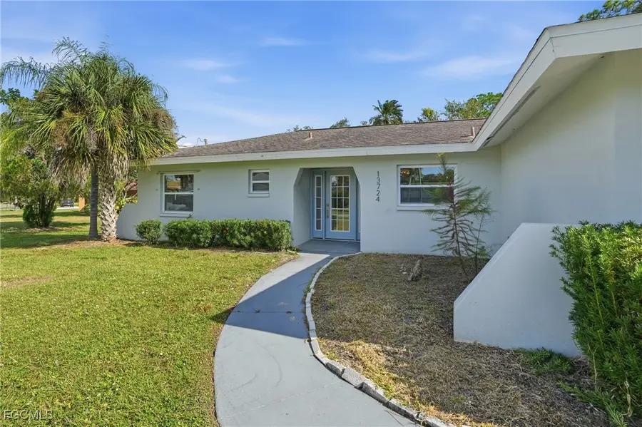 13724 River Forest Drive, Fort Myers, FL 33905 - Image #2