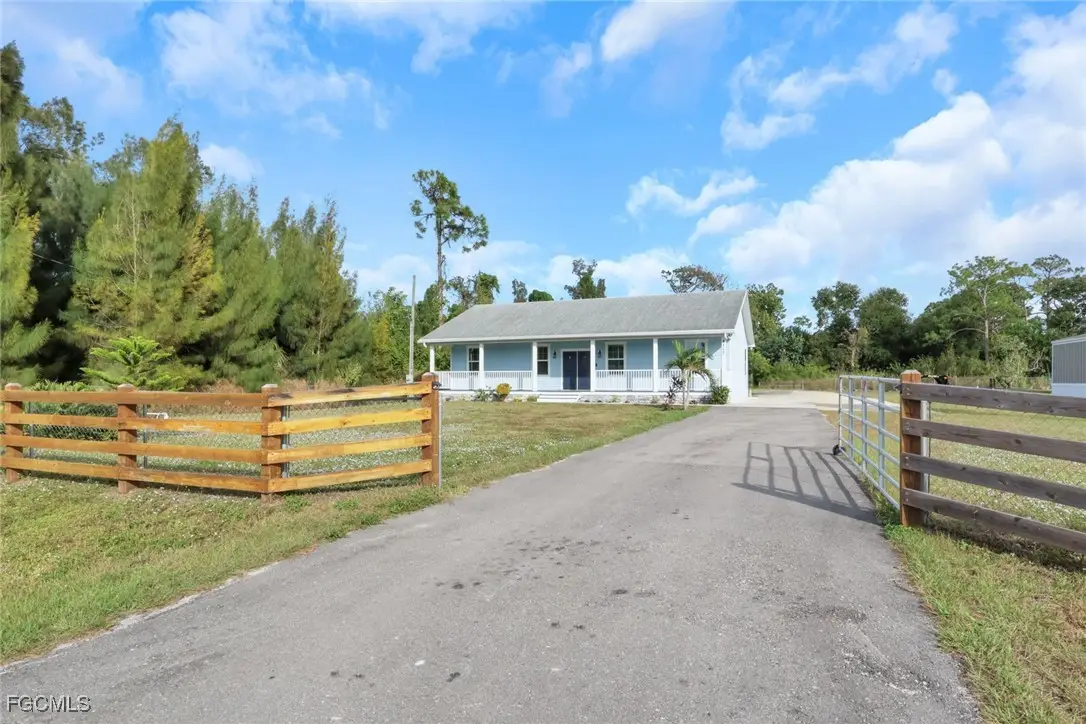 8117 Breeze Drive, North Fort Myers, FL 33917 - Image #1