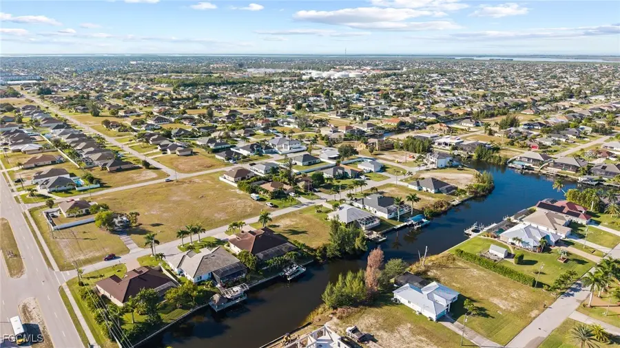 1613 SW 28th Terrace, Cape Coral, FL 33914 - Image #3