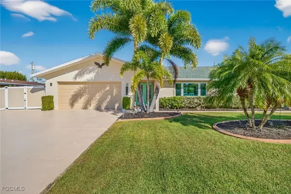 2243 Flora Avenue, Fort Myers, FL 33907