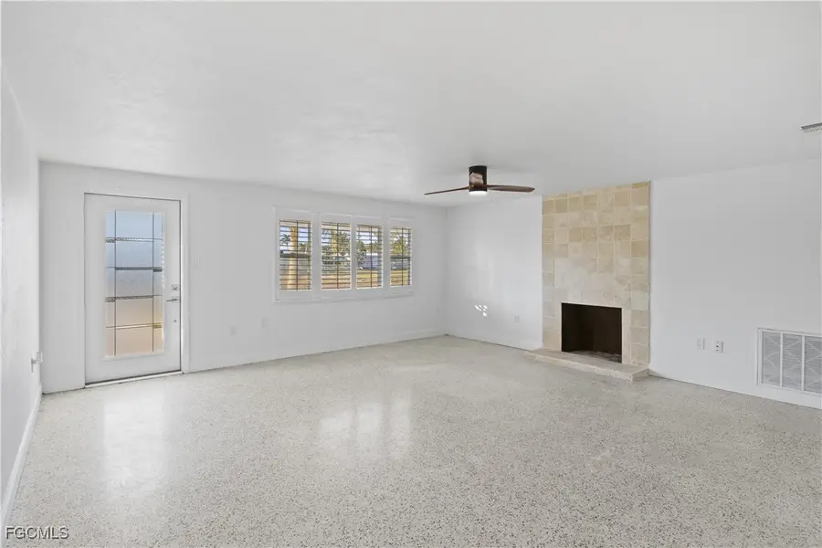 2631 Bayshore Drive, Matlacha, FL 33993 - Image #3