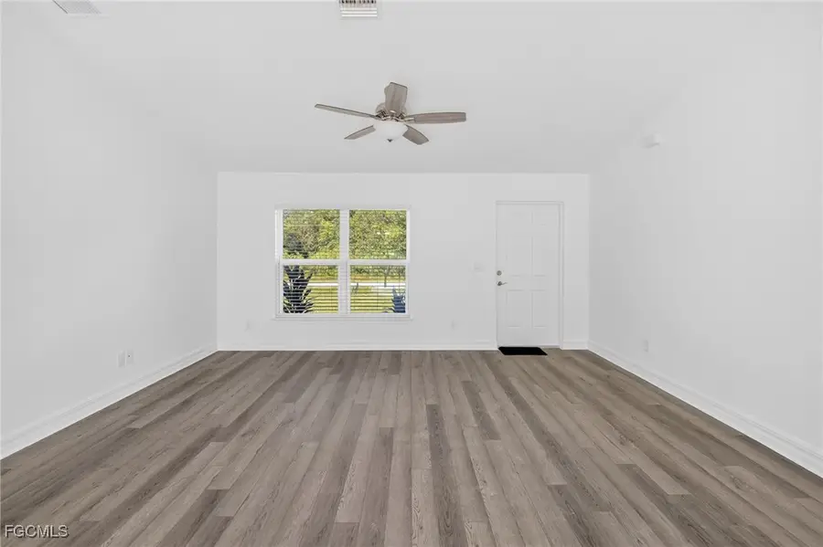 1021 SW 9th Avenue, Cape Coral, FL 33991 - Image #3