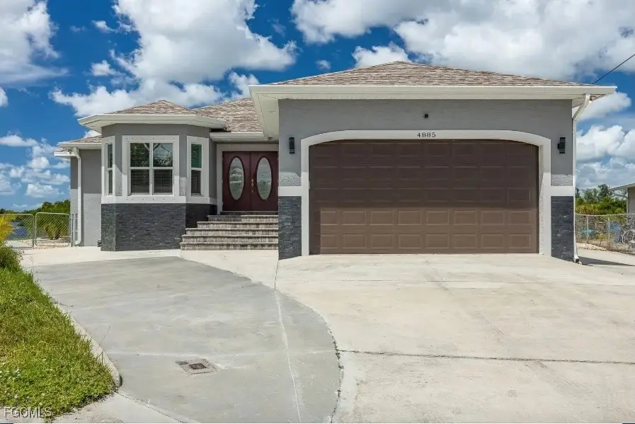 4885 E Riverside Drive, Fort Myers, FL 33905 - Image #1