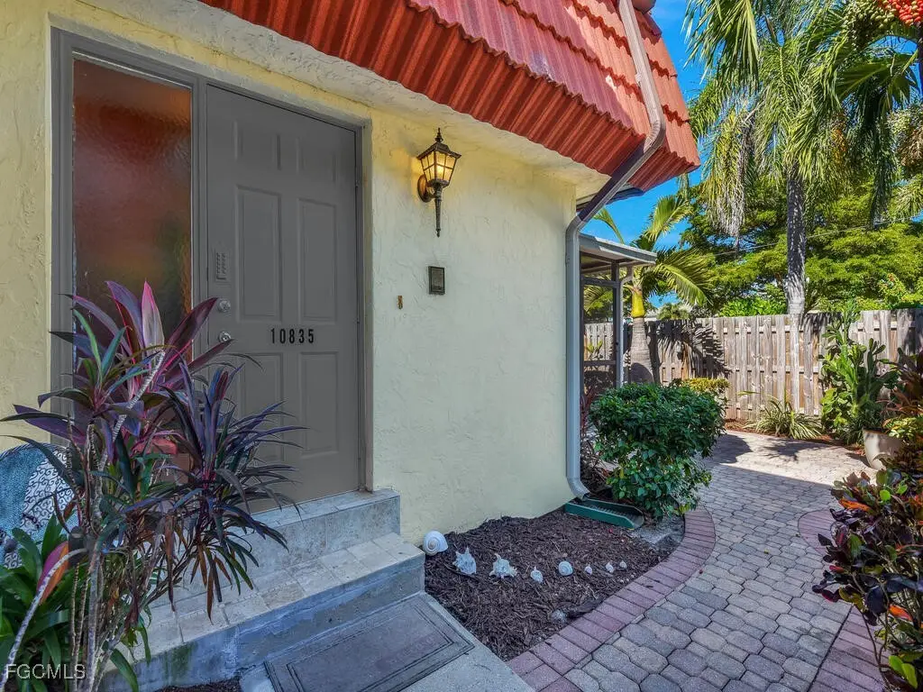 10835 Meadow Lark Cove Drive, Fort Myers, FL 33908 - Image #1