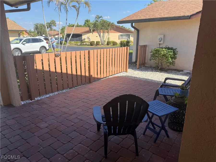 6462 Royal Woods Drive, Fort Myers, FL 33908 - Image #2