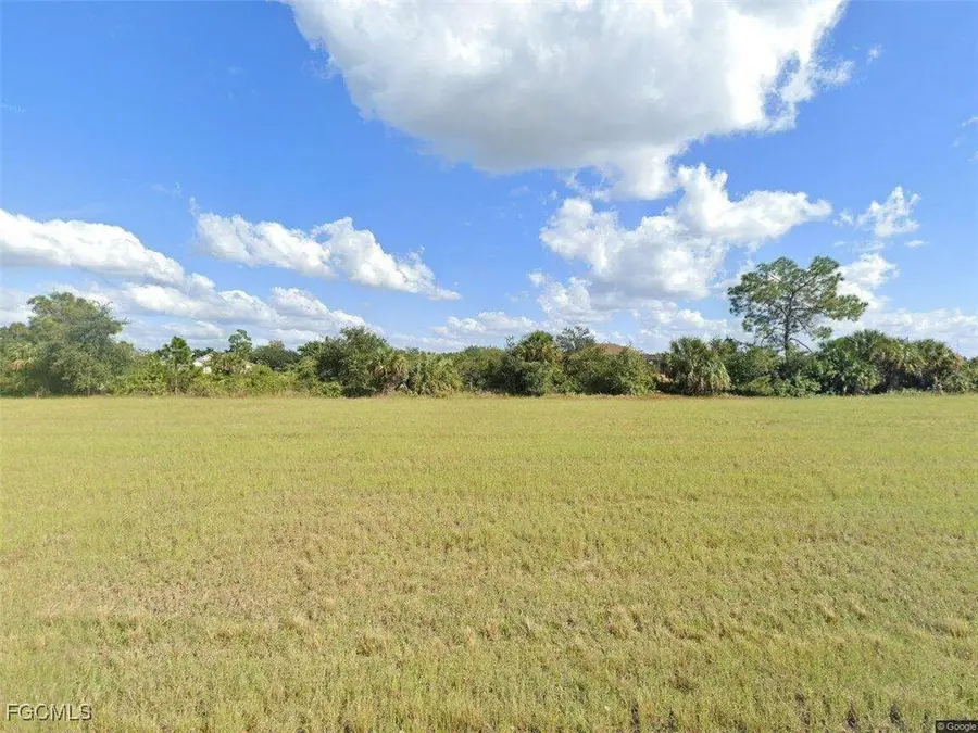 2613 NE 5th Place, Cape Coral, FL 33909 - Image #3