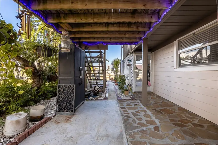 3374 York Road, Saint James City, FL 33956 - Image #3