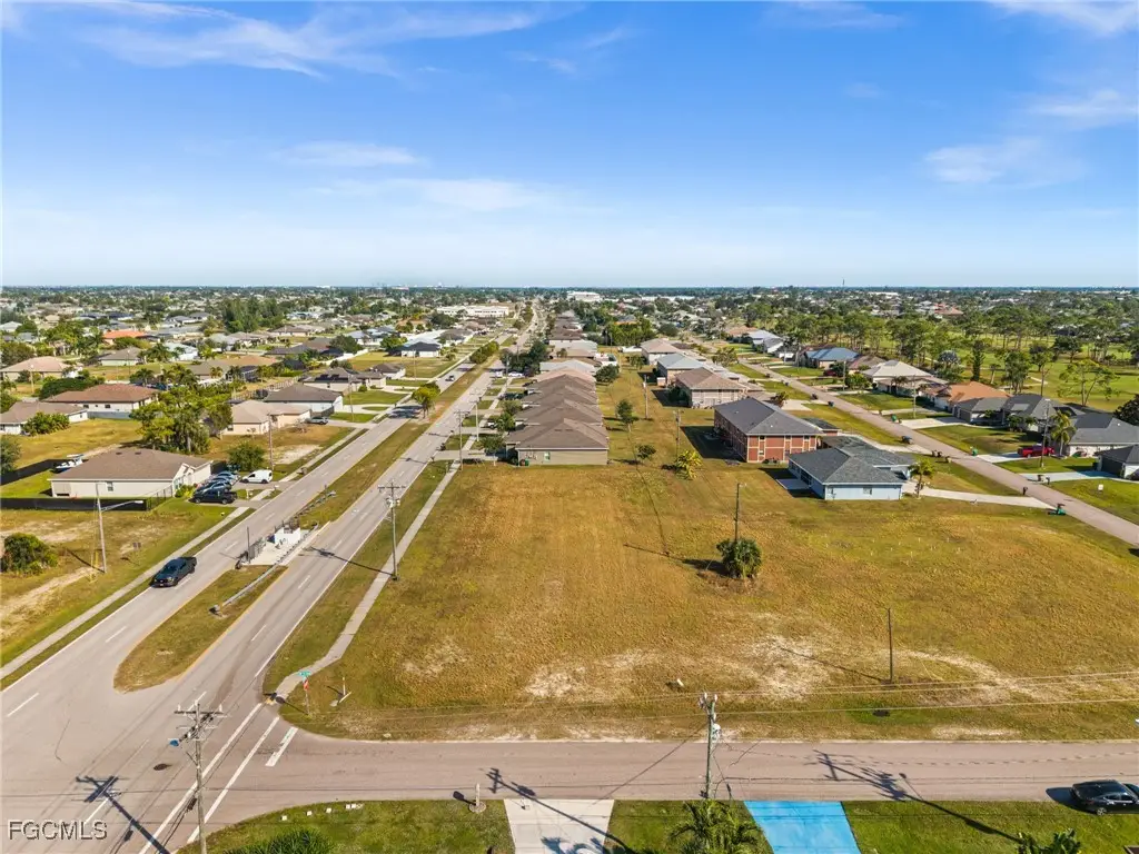 1422 SW Trafalgar Parkway, Cape Coral, FL 33991 - #1