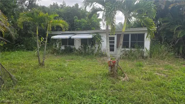 337 Sacramento Street, North Fort Myers, FL 33903