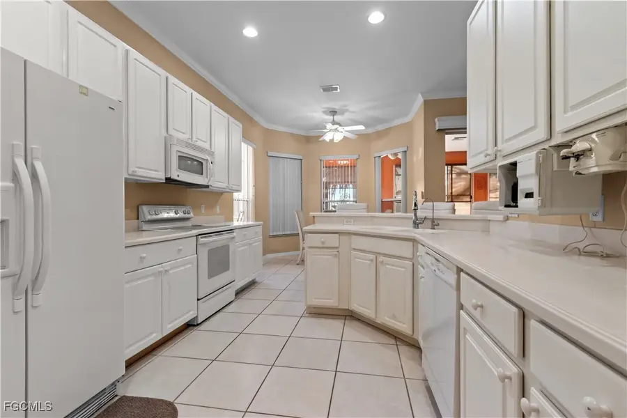 2088 Oxford Ridge Circle, Lehigh Acres, FL 33973 - Image #3