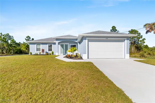 935 Elgin Street, Lehigh Acres, FL 33974