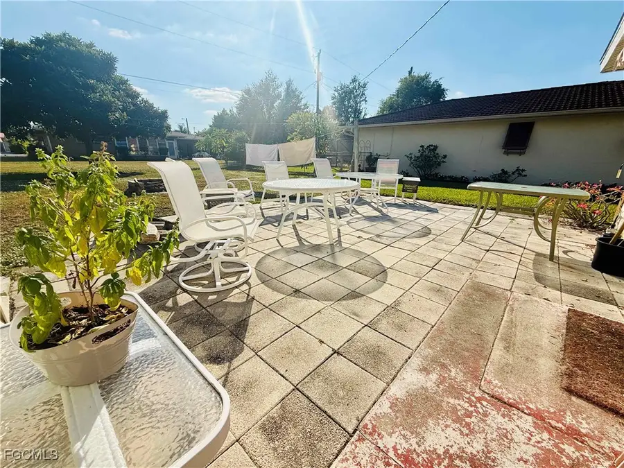 1418 SE 43rd Street, Cape Coral, FL 33904 - Image #3