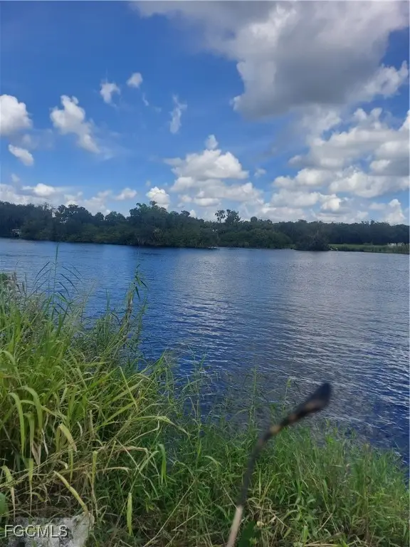 2114 Silk Bay Boulevard, Alva, FL 33920