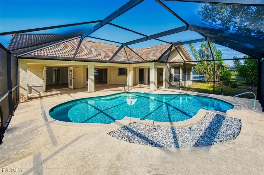 12761 Chartwell Drive, Fort Myers, FL 33912 - Image #2