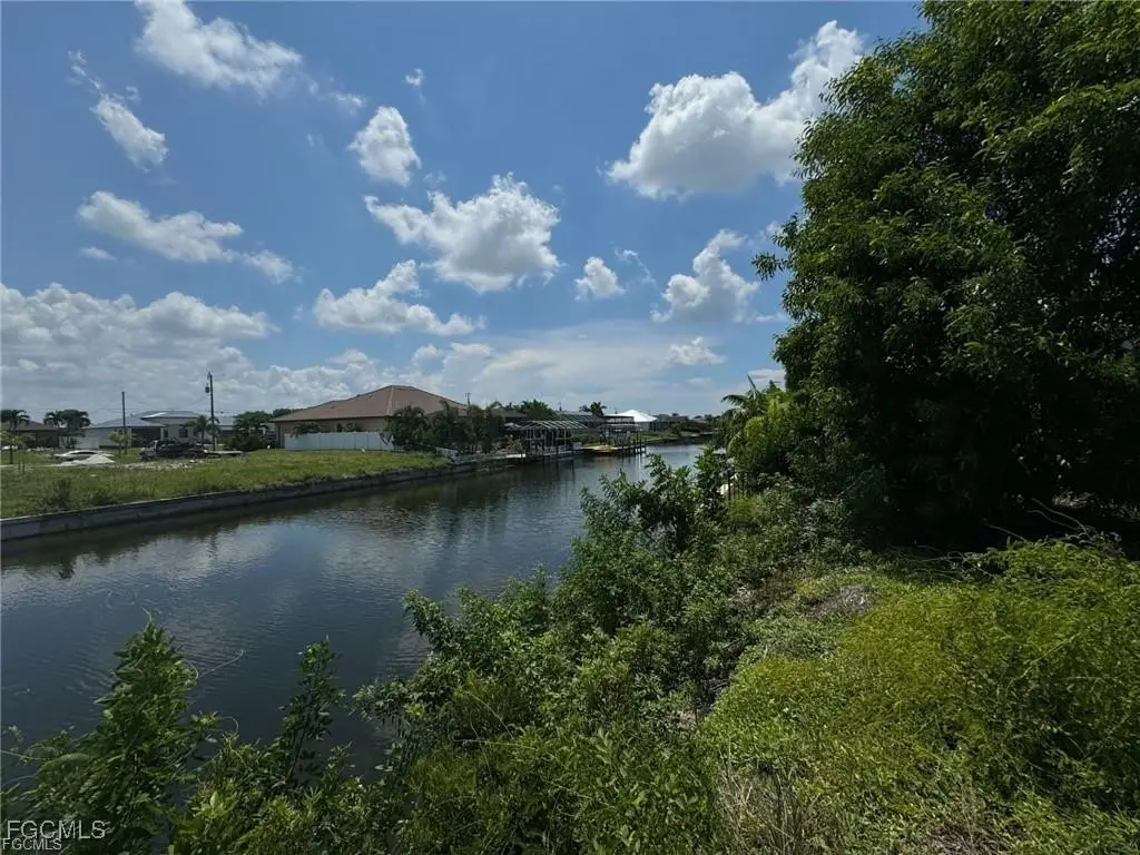 3733 SW 17th Place, Cape Coral, FL 33914 - Image #1