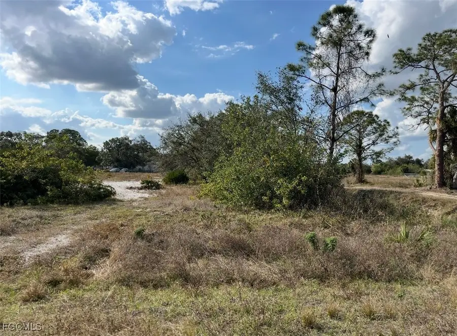 210 S Mayoral Street, Clewiston, FL 33440 - Image #2