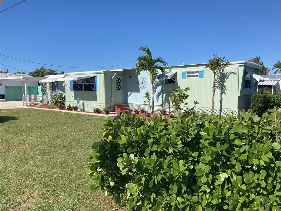 4686 Sandpiper Drive, Saint James City, FL 33956 - Image #2