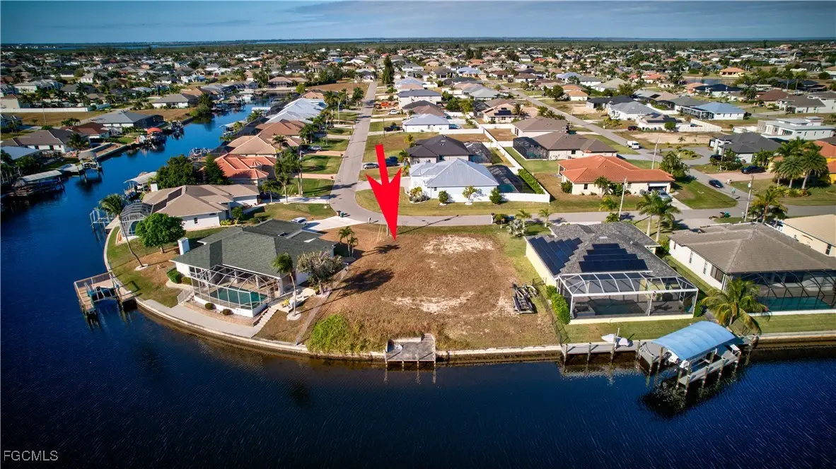 221 NW 33rd Avenue, Cape Coral, FL 33993 - Image #1