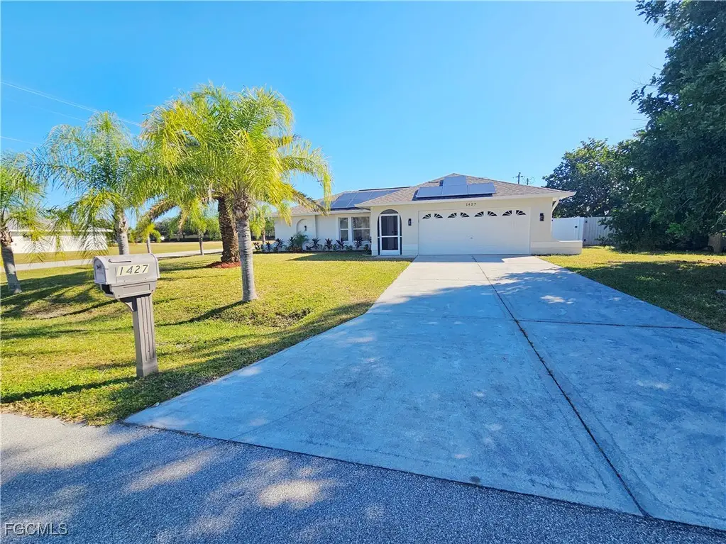 1427 SE 8th Avenue, Cape Coral, FL 33990 - #1
