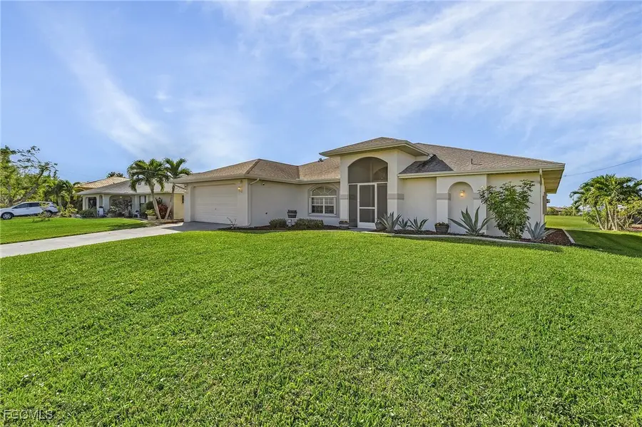 1230 SW 4th Avenue, Cape Coral, FL 33991 - Image #2